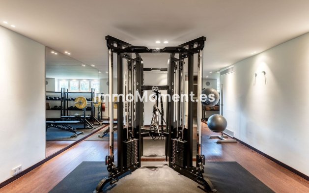 Resale - Villa - Marbella - Sierra Blanca