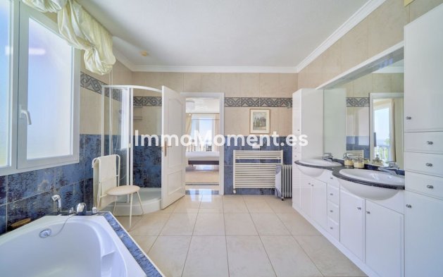 Revente - Villa - Marbella - Hacienda Las Chapas