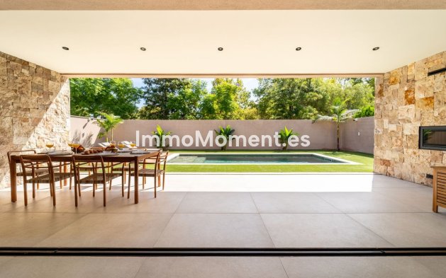 Wiederverkauf - Villa -   Inländisch - Alhaurín de la Torre