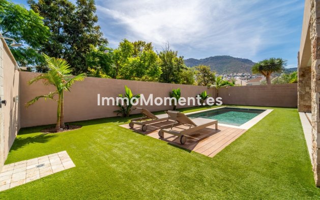 Wiederverkauf - Villa -   Inländisch - Alhaurín de la Torre