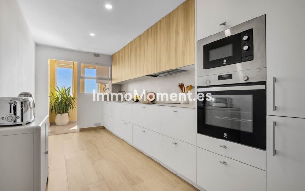 Wiederverkauf - Wohnung - Torremolinos - El Pinillo