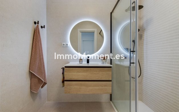 Wiederverkauf - Wohnung - Torremolinos - El Pinillo