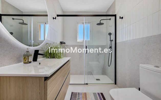 Wiederverkauf - Wohnung - Torremolinos - El Pinillo