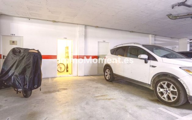 Resale - Apartment - Fuengirola - Fuengirola Centro