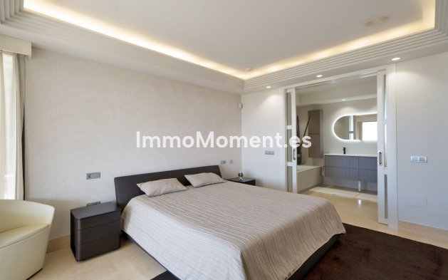 Wiederverkauf - Wohnung - Marbella - Nueva Andalucía