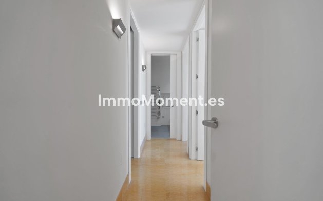 Wiederverkauf - Wohnung - Marbella - Nueva Andalucía