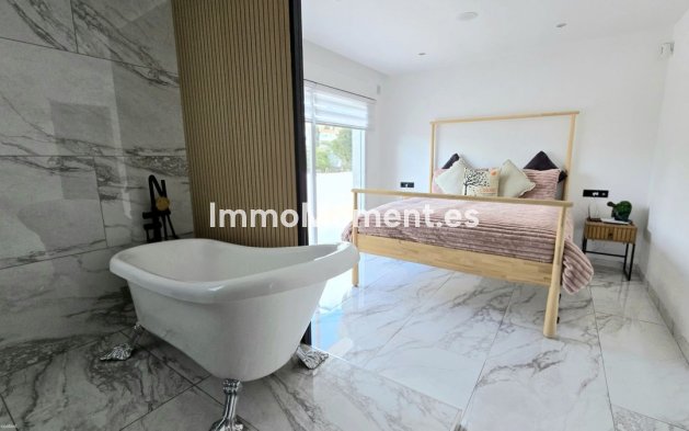 Resale - Villa - Mijas - Riviera del Sol