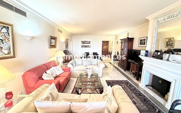 Reventa - Apartamento - Benahavís - Monte Halcones