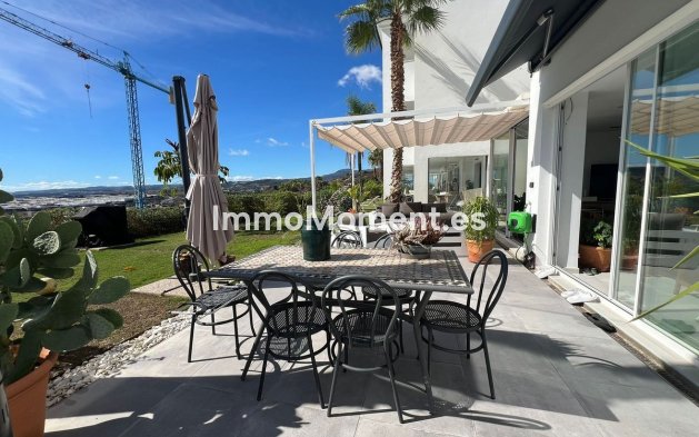 Revente - Appartement - Estepona  - Estepona Centro