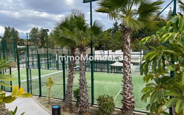 Revente - Appartement - Estepona  - Estepona Centro