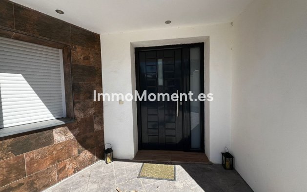 Wiederverkauf - Villa - Estepona  - Estepona Centro