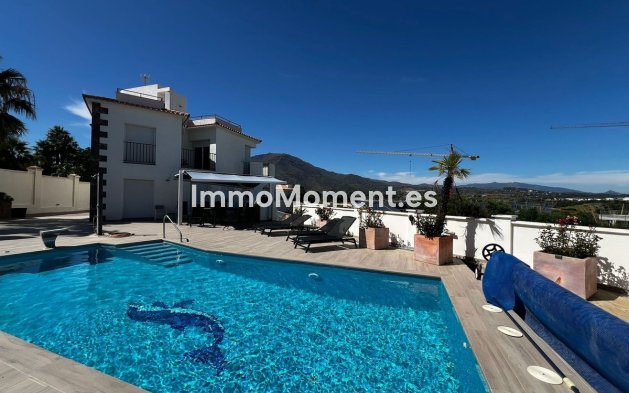 Wiederverkauf - Villa - Estepona  - Estepona Centro