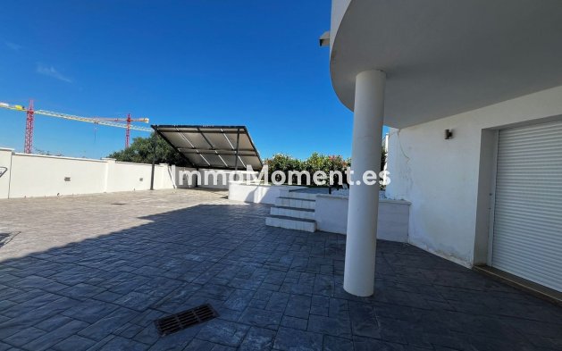 Wiederverkauf - Villa - Estepona  - Estepona Centro