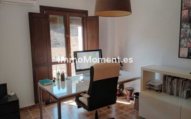 Revente - Villa - Estepona  - Estepona Centro