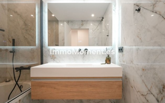 Wiederverkauf - Wohnung - Estepona  - Costalita