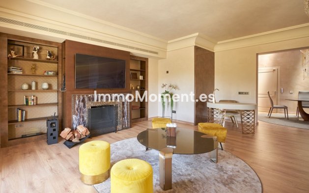 Resale - Apartment - Sotogrande