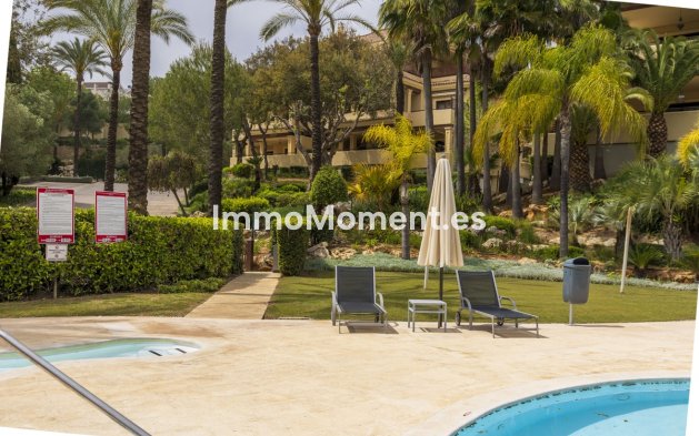 Resale - Apartment - Sotogrande