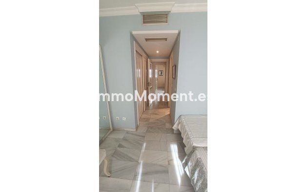 Wiederverkauf - Wohnung - Marbella - Puerto Banús