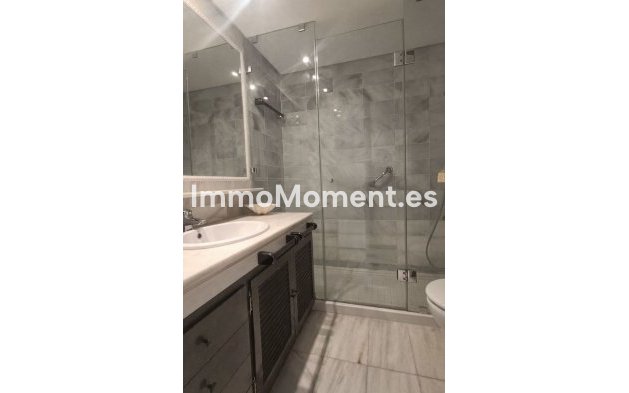 Wiederverkauf - Wohnung - Marbella - Puerto Banús