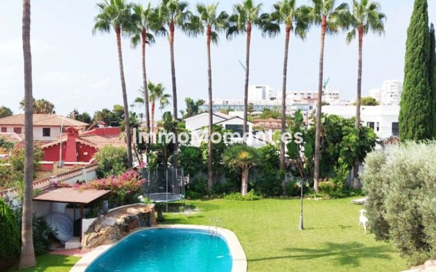 Wiederverkauf - Villa - Benalmadena - Benalmadena Costa