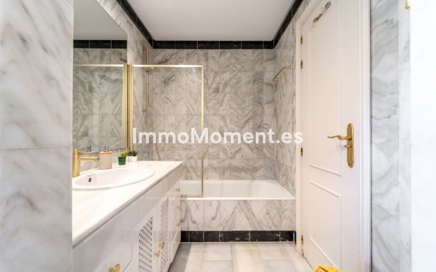 Revente - Appartement - Marbella - Nagüeles