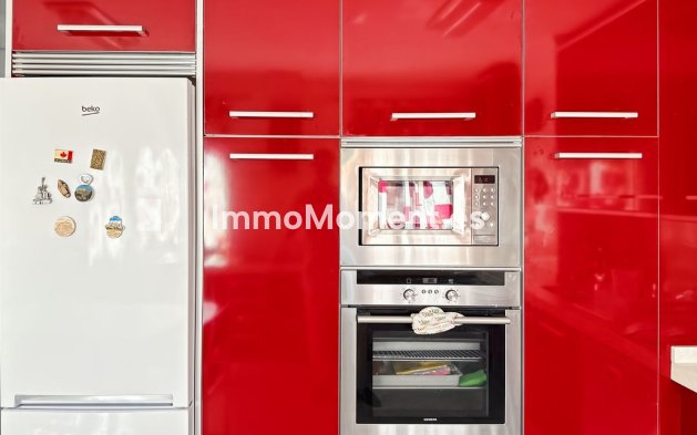 Wiederverkauf - Wohnung - Málaga - El Ejido