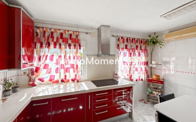 Wiederverkauf - Wohnung - Málaga - El Ejido