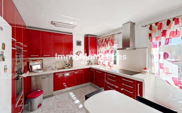 Wiederverkauf - Wohnung - Málaga - El Ejido