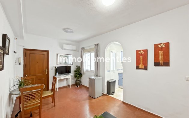 Resale - Apartment - Málaga - Centro Histórico