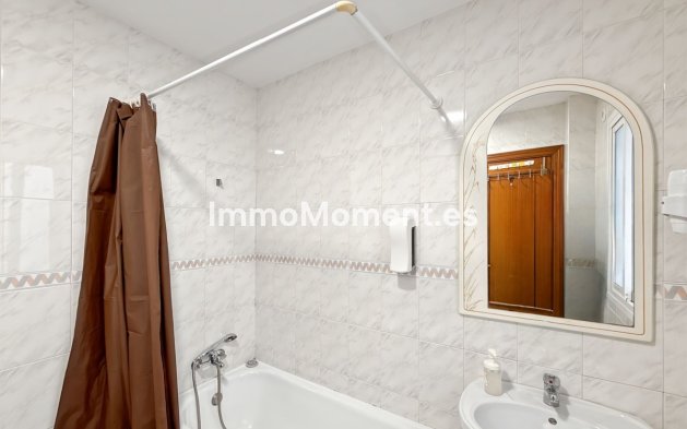 Resale - Apartment - Málaga - Centro Histórico