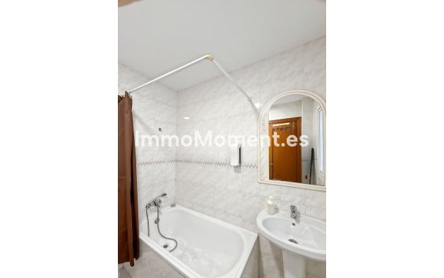 Resale - Apartment - Málaga - Centro Histórico