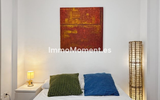 Resale - Apartment - Málaga - Centro Histórico