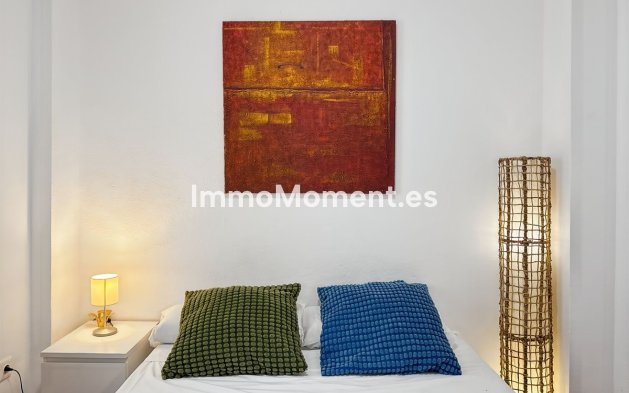 Resale - Apartment - Málaga - Centro Histórico