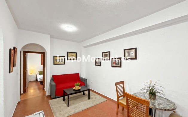 Resale - Apartment - Málaga - Centro Histórico
