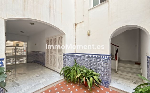 Resale - Apartment - Málaga - Centro Histórico