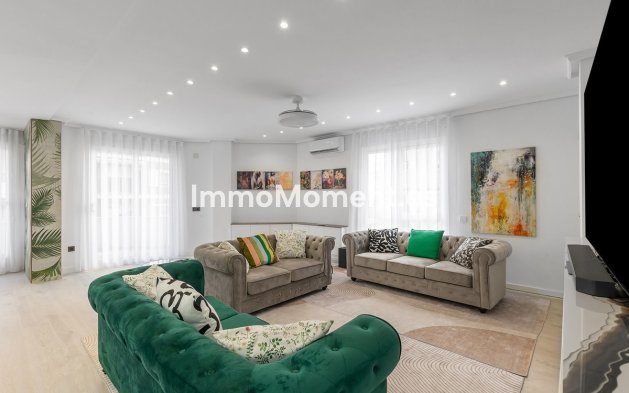 Resale - Apartment - Los Montesinos - Los Montesinos Centro