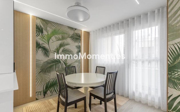 Resale - Apartment - Los Montesinos - Los Montesinos Centro