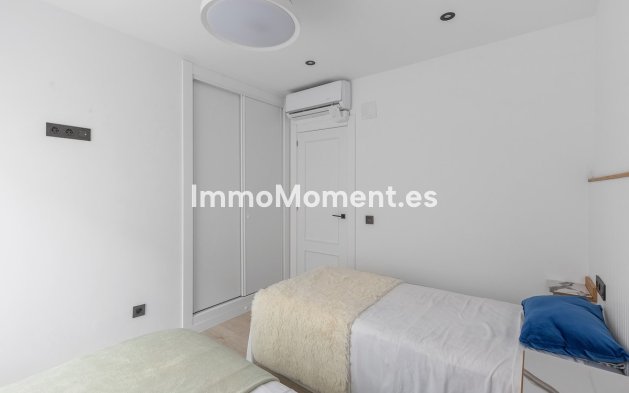 Resale - Apartment - Los Montesinos - Los Montesinos Centro