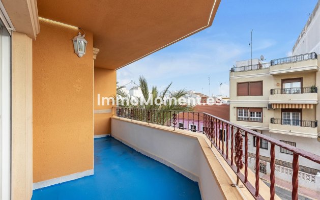 Resale - Apartment - Los Montesinos - Los Montesinos Centro