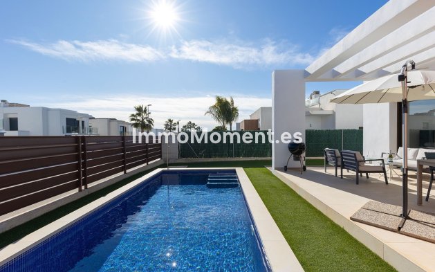 Resale - Villa - Orihuela - Vistabella Golf