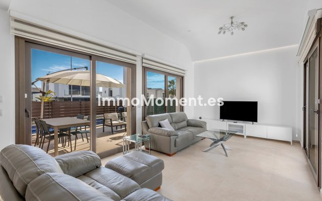 Resale - Villa - Orihuela - Vistabella Golf