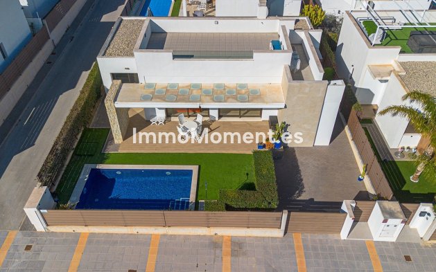 Wiederverkauf - Villa - Orihuela - Vistabella Golf