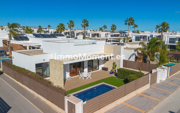 Wiederverkauf - Villa - Orihuela - Vistabella Golf