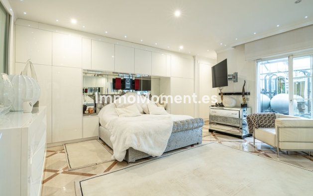 Revente - Appartement - Marbella - Nueva Andalucía