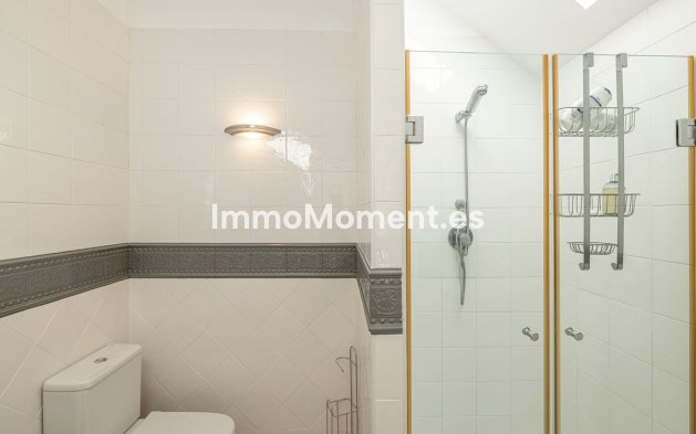 Resale - Apartment - Marbella - Elviria