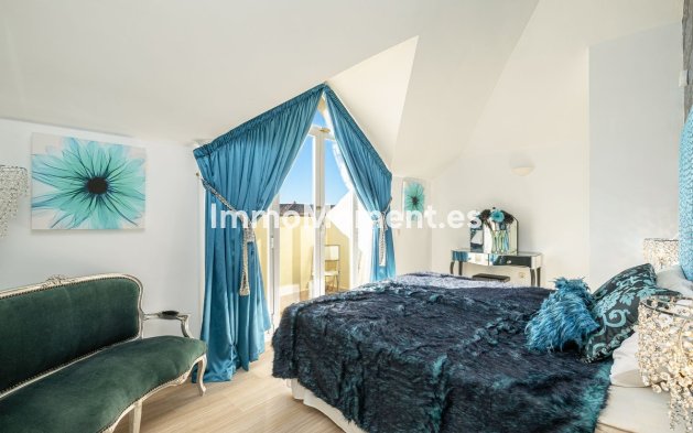 Resale - Apartment - Marbella - Elviria