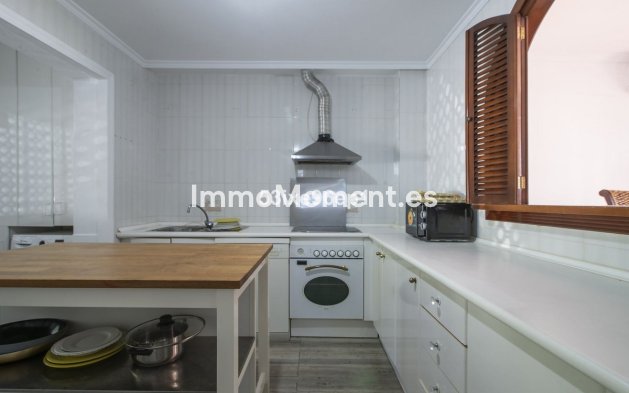 Wiederverkauf - Villa - Estepona  - New Golden Mile