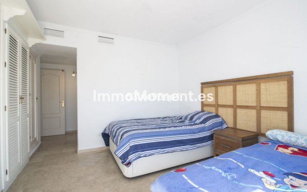 Wiederverkauf - Villa - Estepona  - New Golden Mile