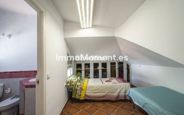 Wiederverkauf - Villa - Estepona  - New Golden Mile