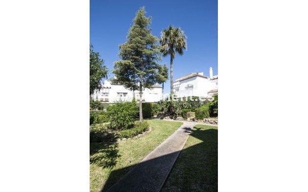 Wiederverkauf - Villa - Estepona  - New Golden Mile